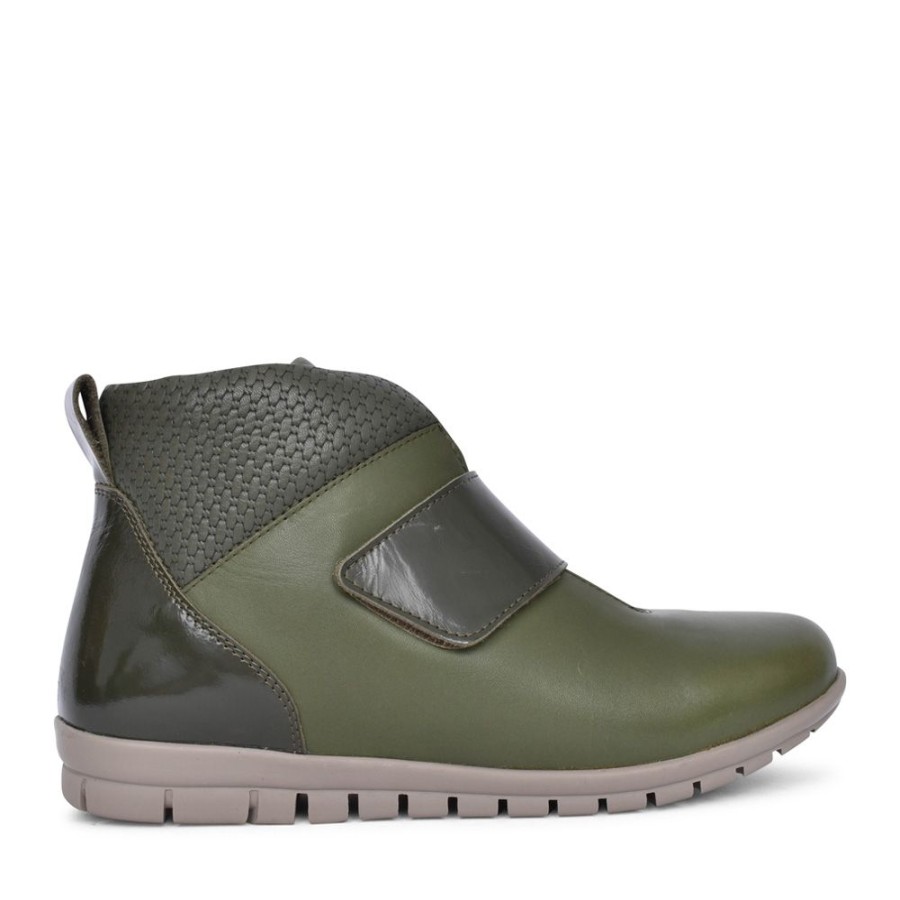 Ladies ADESSO | Ladies A7036 Kelsey Ankle Boot In Olive