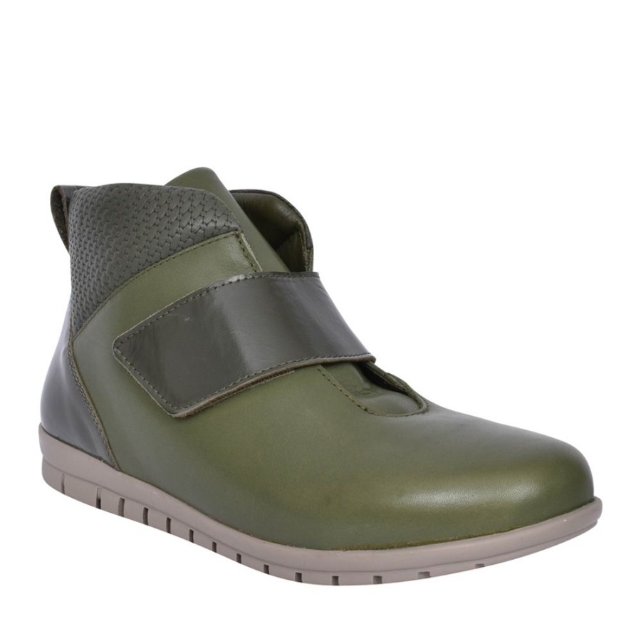 Ladies ADESSO | Ladies A7036 Kelsey Ankle Boot In Olive