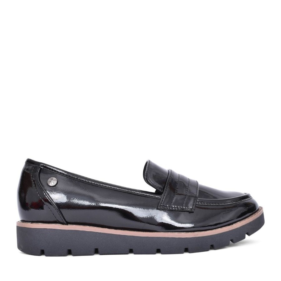 Ladies XTI | Ladies 142099 Loafer In Black