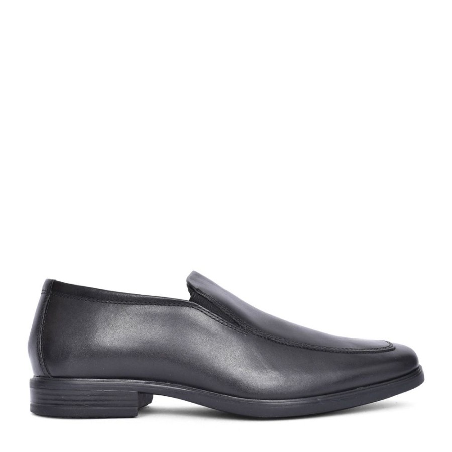 Mens CLARKS | Mens Howard Edge G-Fit Apron Toe Shoe In Black