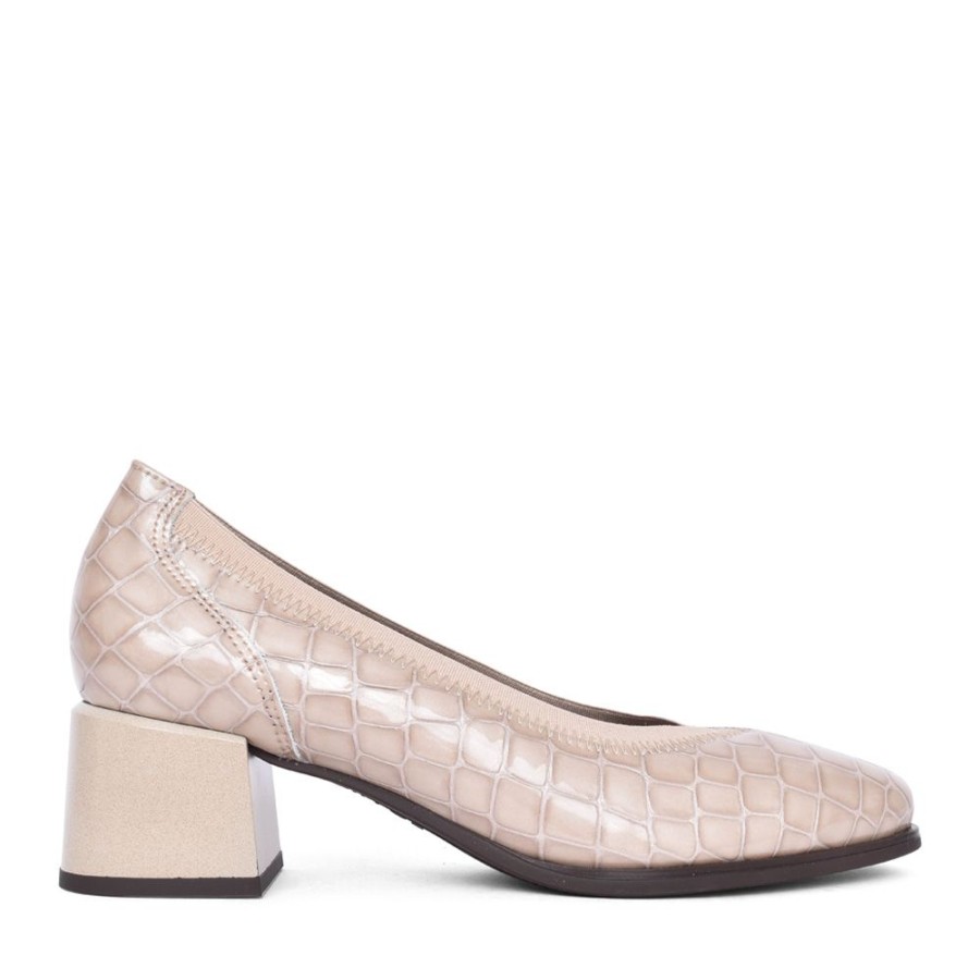 Ladies PITILLOS | Ladies 5410 Low Heel Court Shoe In Taupe