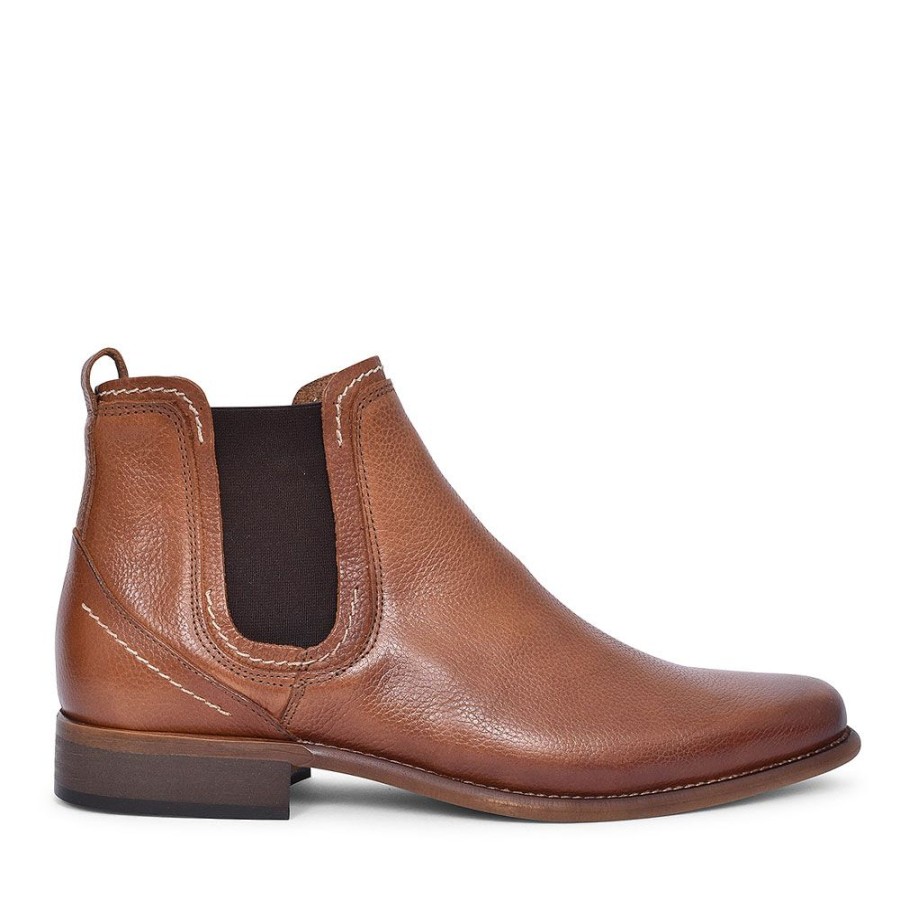 Mens ESCAPE | Austin Chelsea Boot For Men In Tumbled Caramel