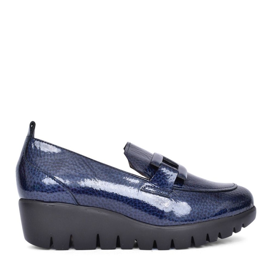 Ladies WONDERS | Ladies C-33303 Wedge Shoe In Navy