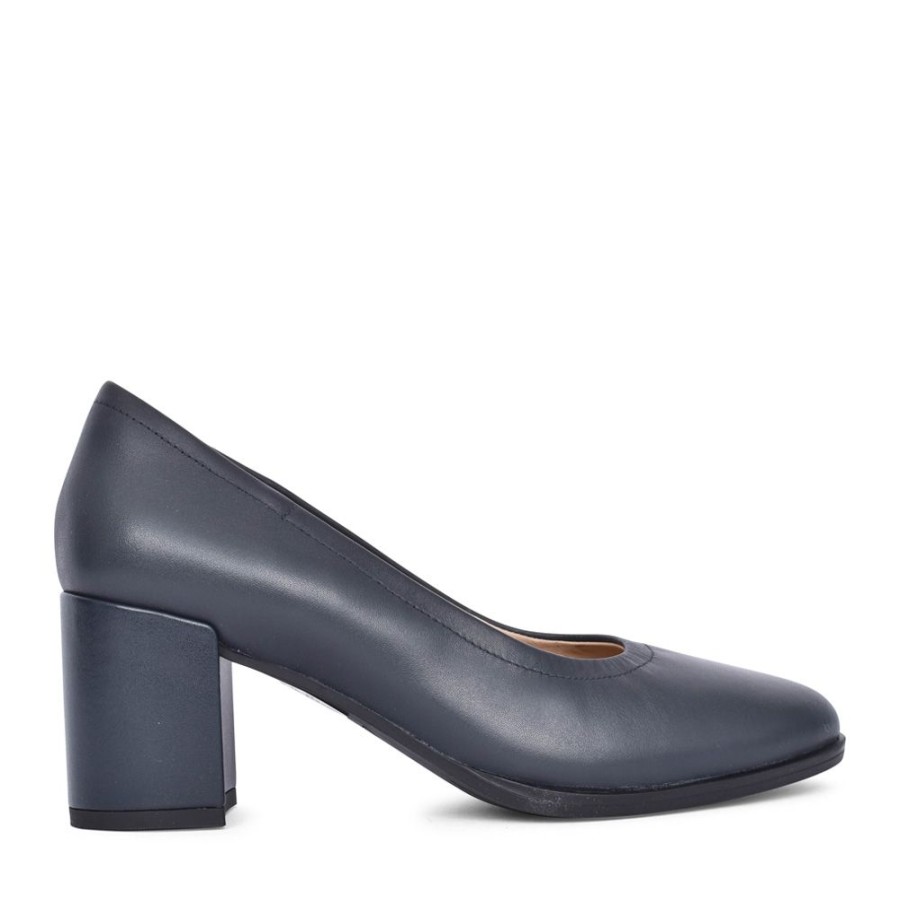 Ladies CLARKS | Ladies Freva55 Court Leather D-Fit Court Shoe In Navy