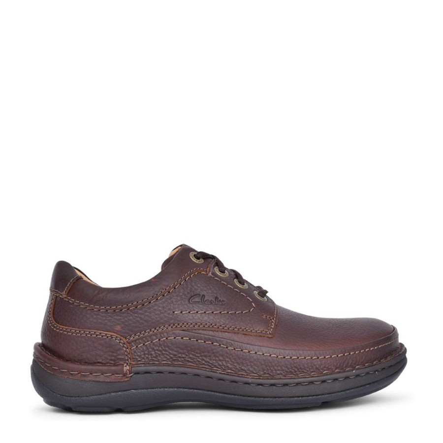 Mens CLARKS | Mens Nature Three Leather G-Fit Shoe In Brown