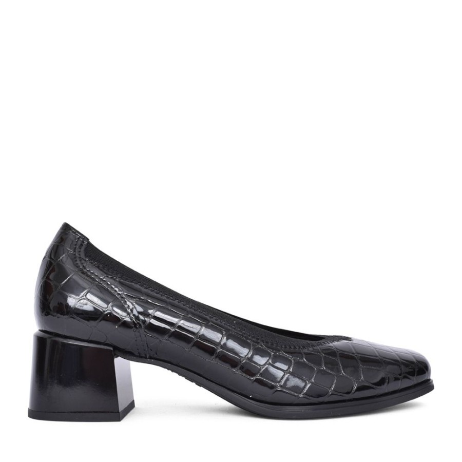 Ladies PITILLOS | Ladies 5410 Low Heel Court Shoe In Black