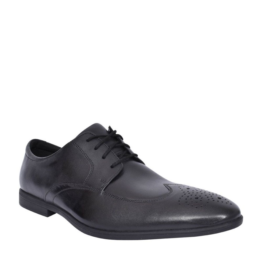 Mens CLARKS | Bampton Wing Leather G Fit Laced Shoe For Men In Blk Leather